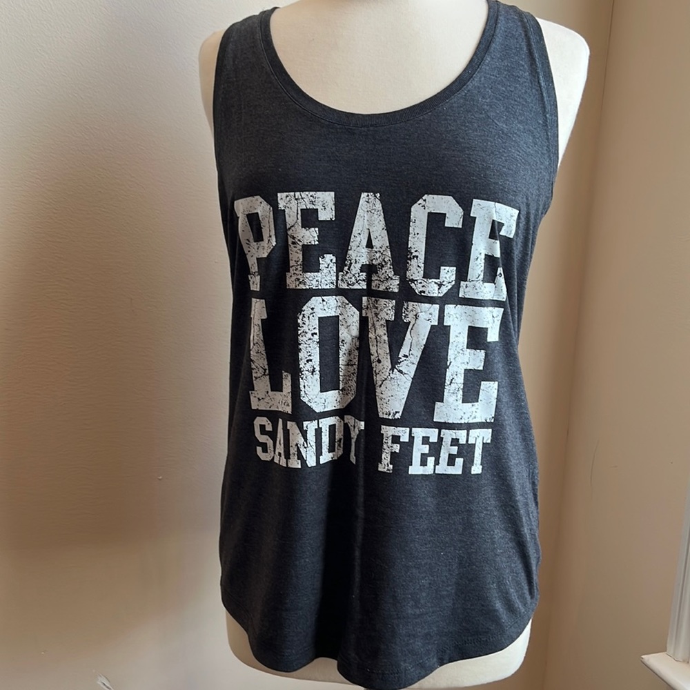 Graphic Tank “PEACE LOVE SANDY FEET”